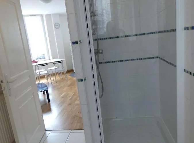 Apartment Charmant, Quartier Calme